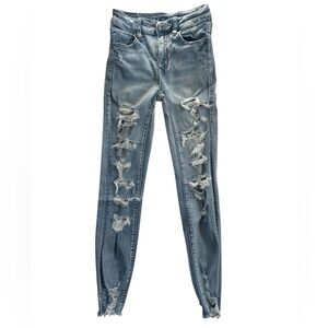 American Eagle Outfitters Light Blue Distressed Hi-Rise Jegging